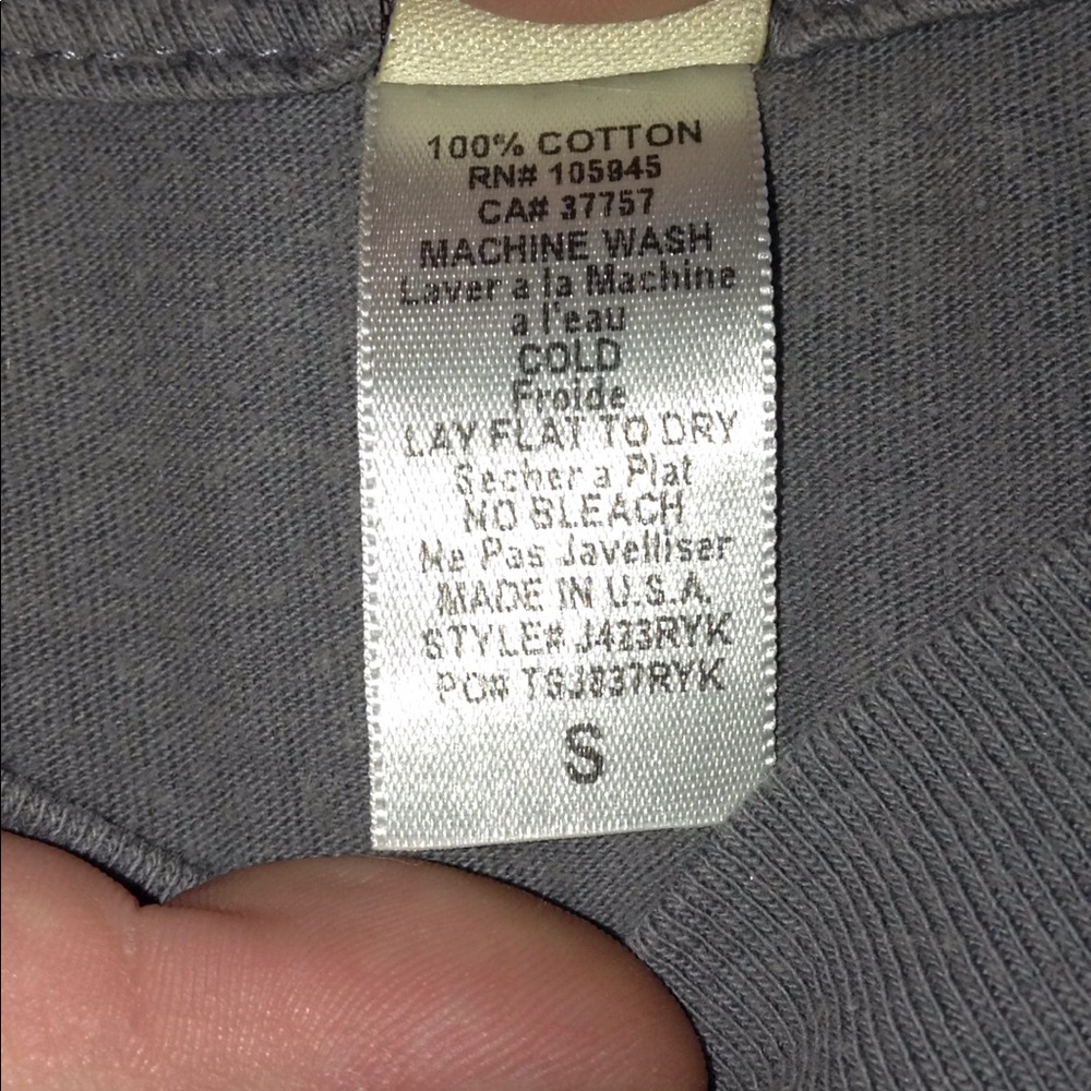 T-shirt - Picture 2 of 2